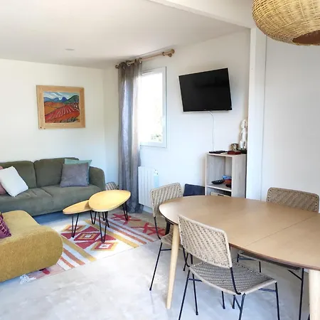 Apartment Duplex Dans Avec Piscine A *