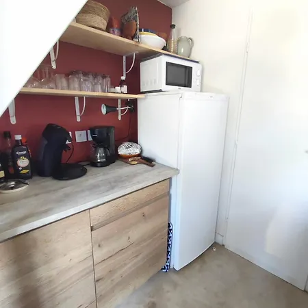 Apartment Duplex Dans Avec Piscine A Uzes