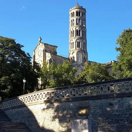 Duplex Dans Avec Piscine A * Uzes