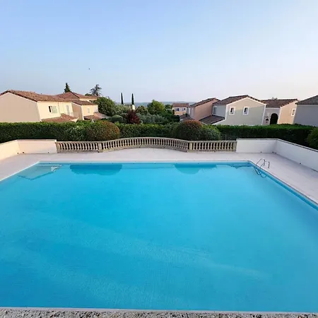 Duplex Dans Avec Piscine A Daire *